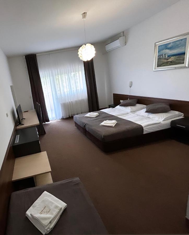 Rooms Elez Sesvete Exterior foto