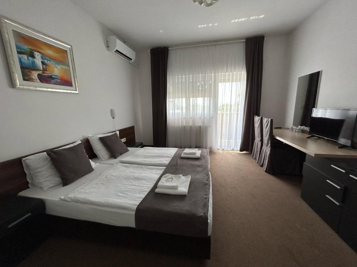 Rooms Elez Sesvete Exterior foto