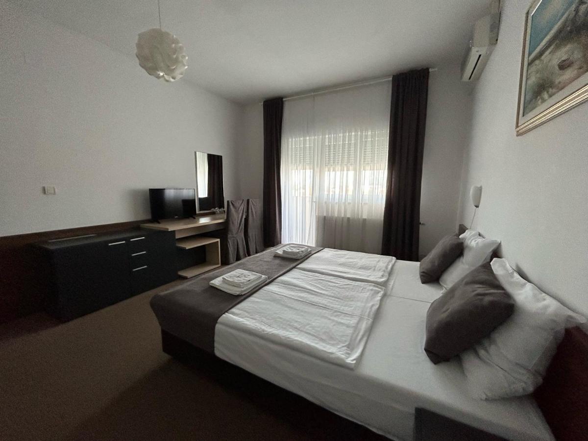 Rooms Elez Sesvete Exterior foto