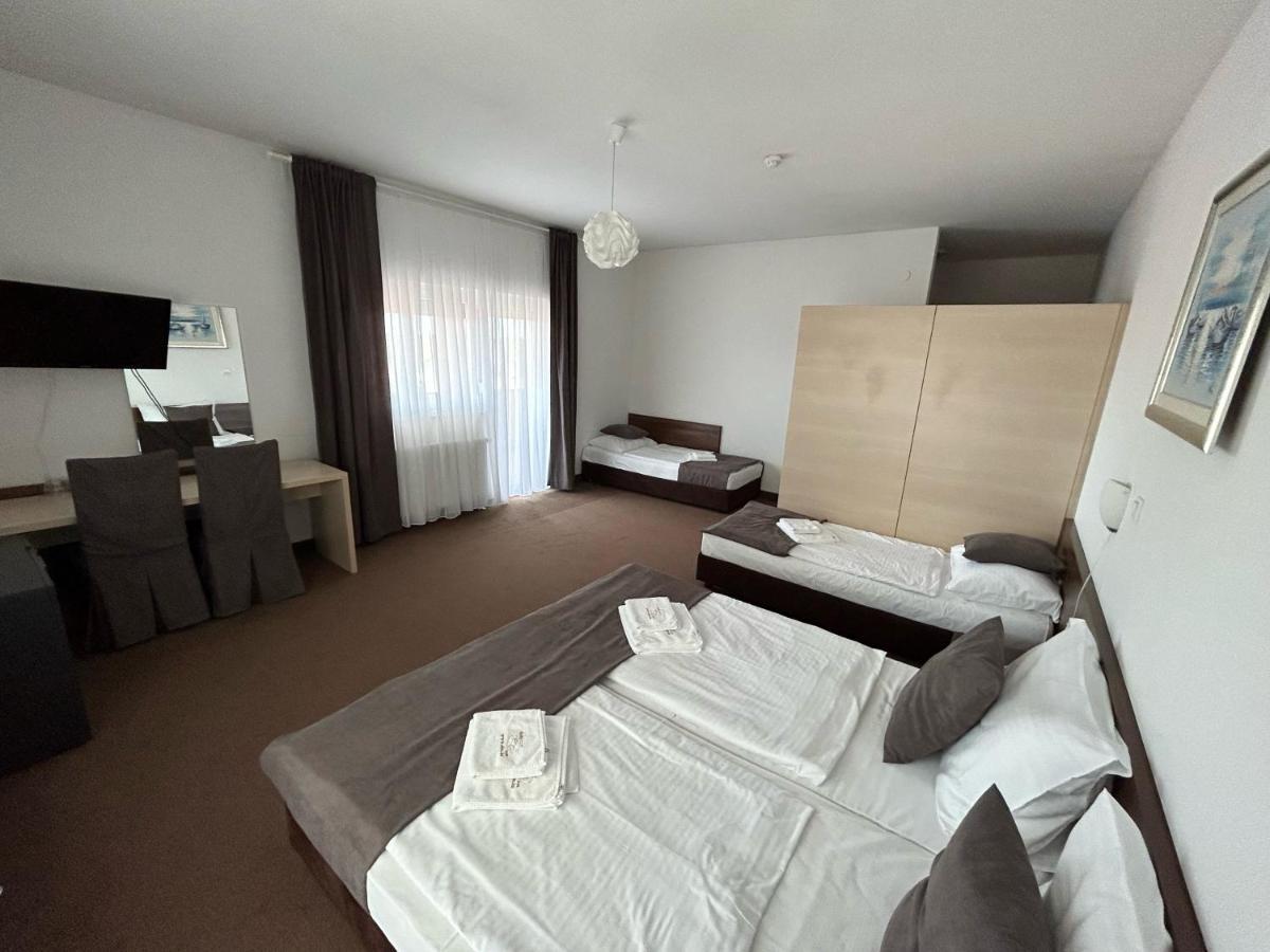 Rooms Elez Sesvete Exterior foto
