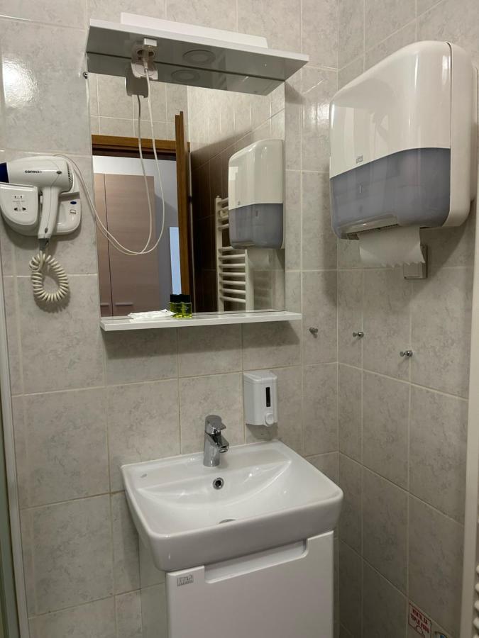 Rooms Elez Sesvete Exterior foto