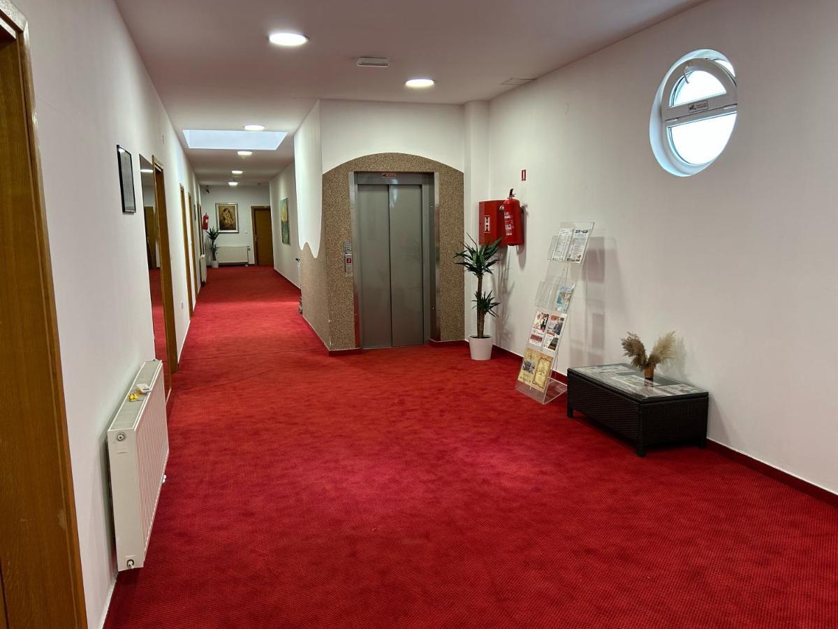 Rooms Elez Sesvete Exterior foto