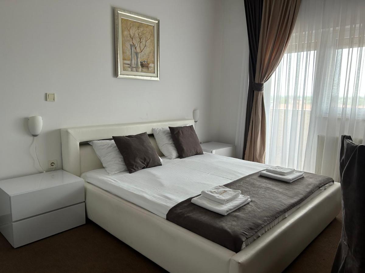 Rooms Elez Sesvete Exterior foto